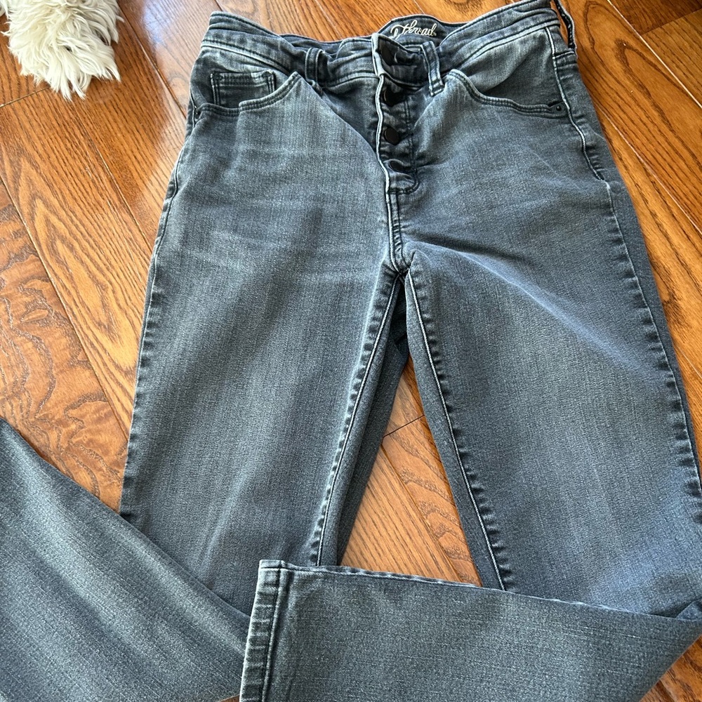 Universal thread ankle skinny high rise jeans
